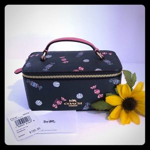 Coach Bags - π¬ Coach Cosmetic Jewelry Vanity Case Candy Navy Coach Bags - π¬ Coach Cosmetic Jewelry Vanity Case Candy Navy